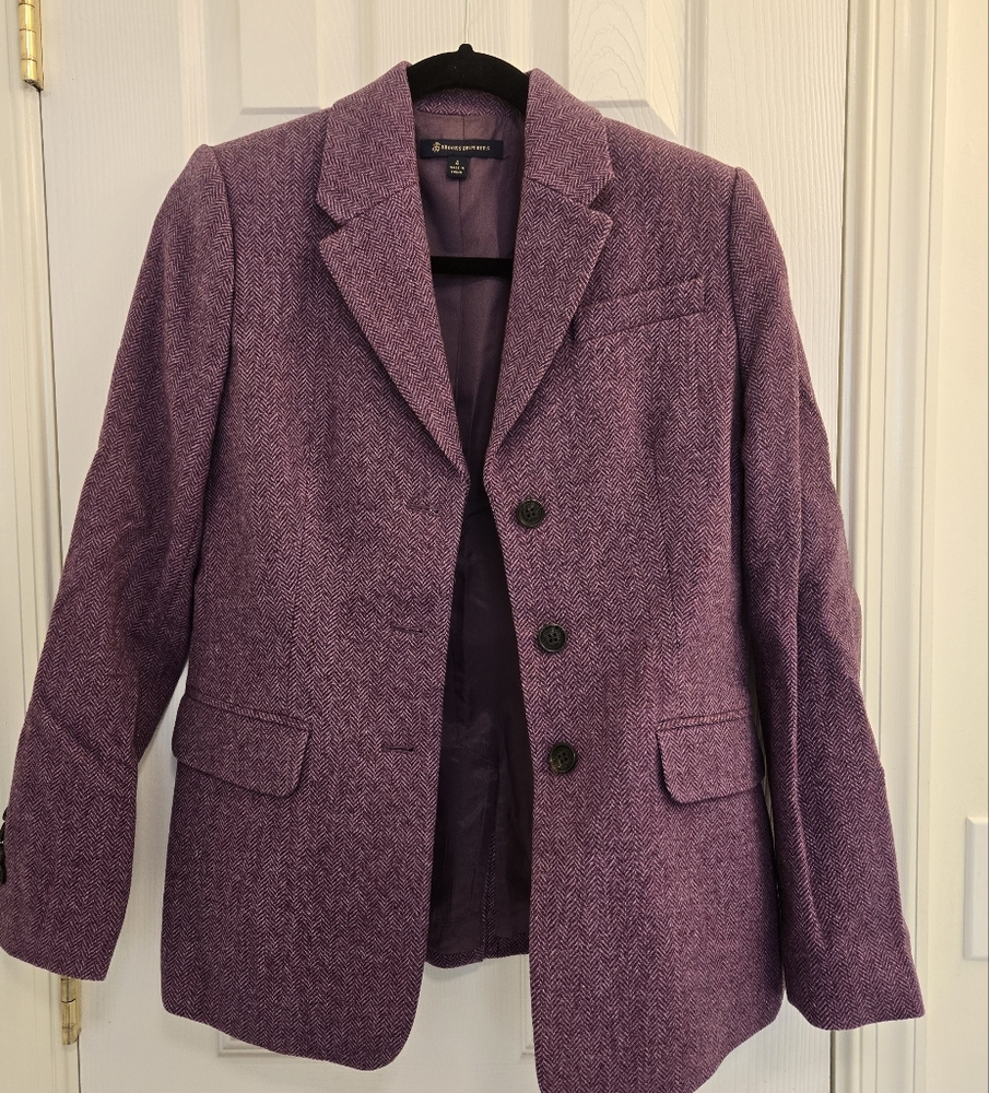 Brooks Brothers Purple Lightweight Jacket with Notched Lapels